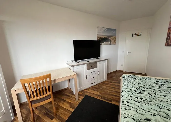 公寓 Schoene Mit 3 Zimmern