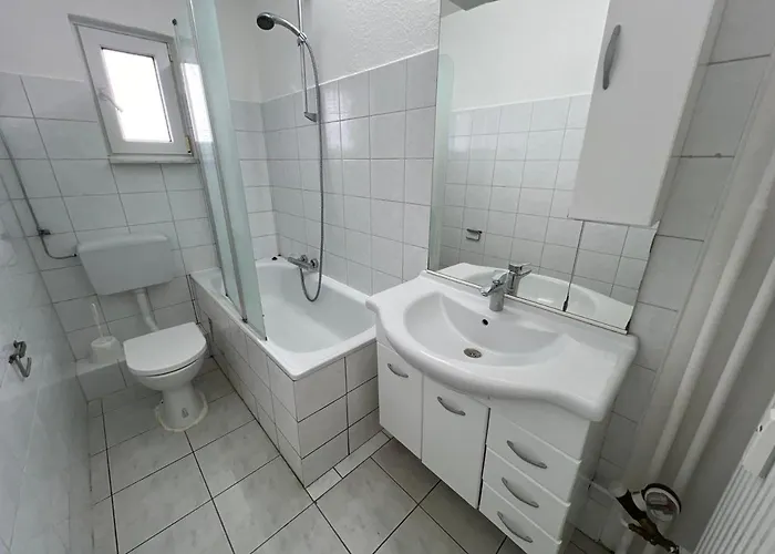 Schoene Mit 3 Zimmern 公寓 基尔